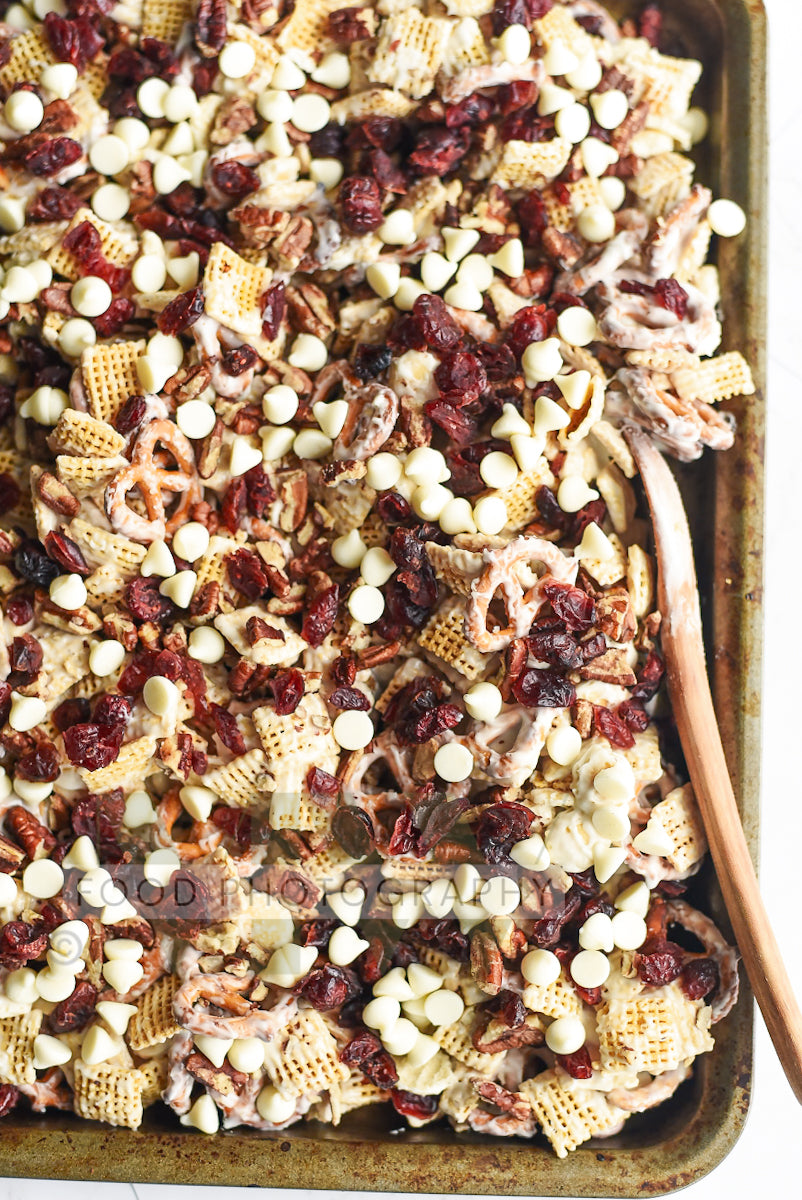 White Chocolate Cranberry Snack Mix