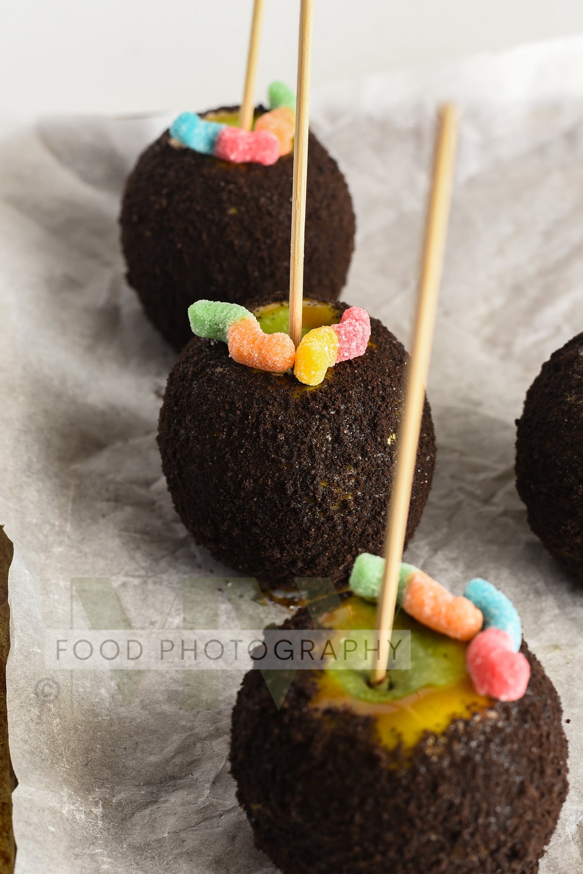Dirt & Worms Caramel Apples