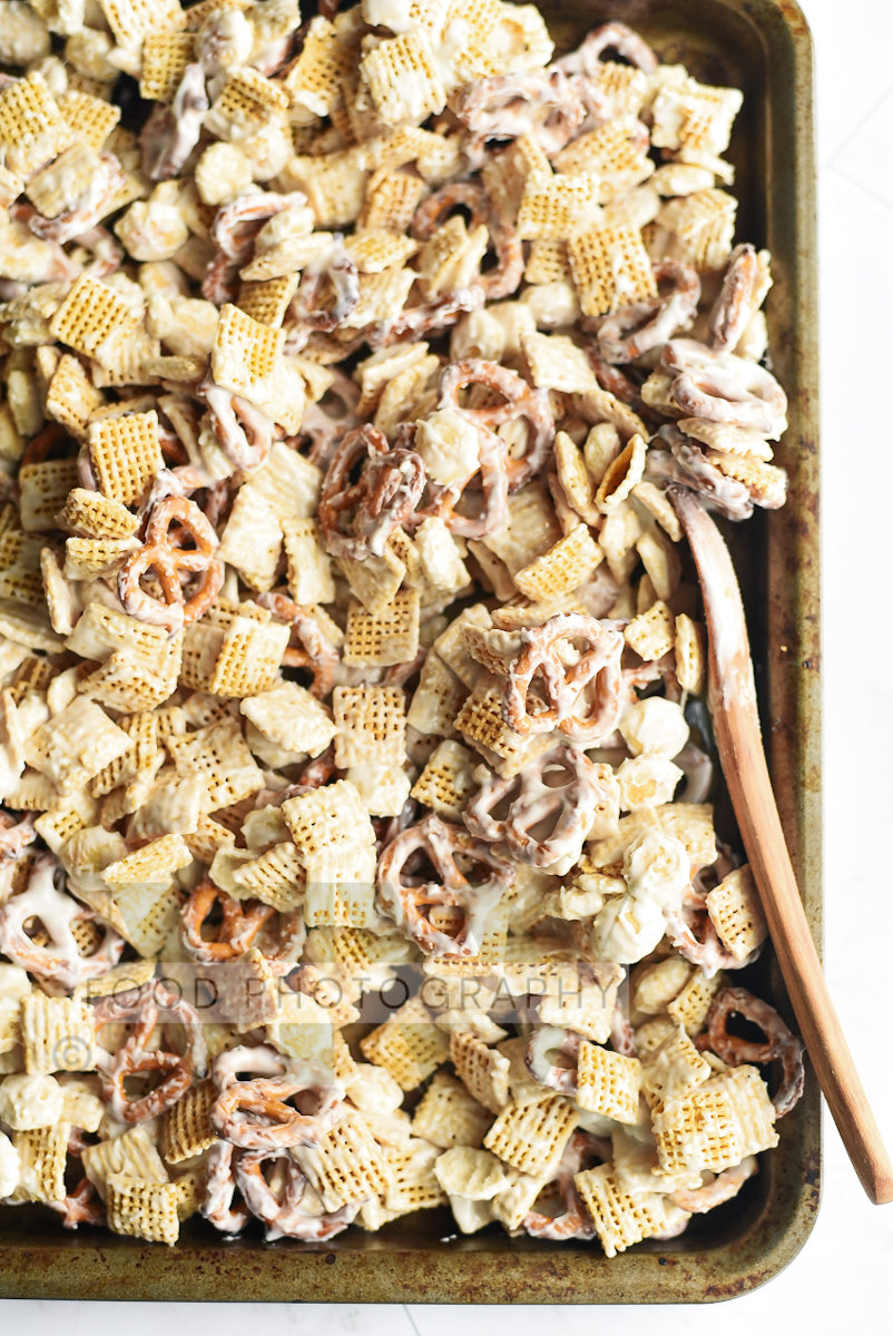 White Chocolate Cranberry Snack Mix