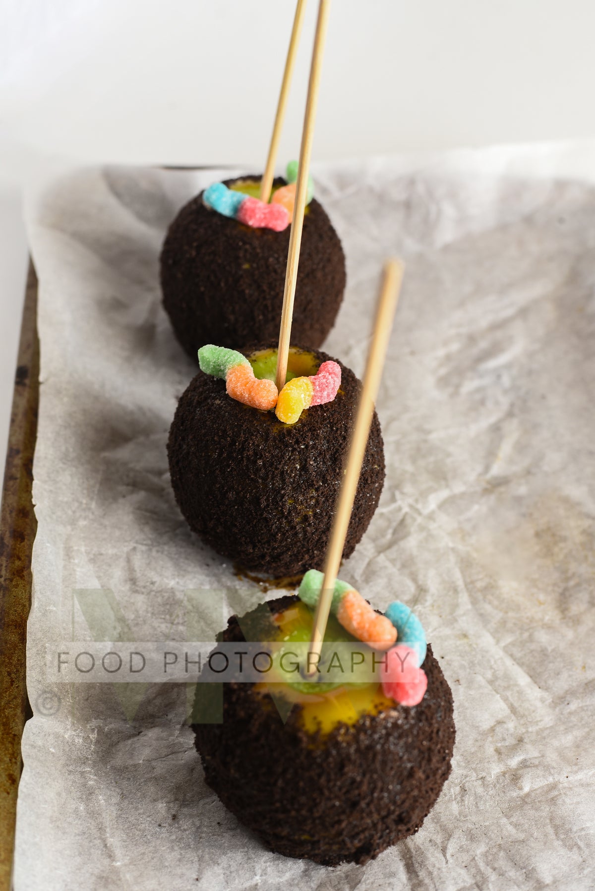 Dirt & Worms Caramel Apples
